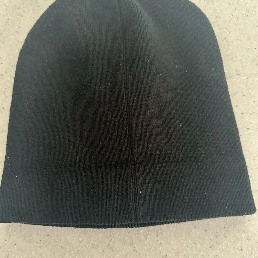 Nike Black Knit Beanie Hat with Bright Neon Yellow Logo. Youth Size.